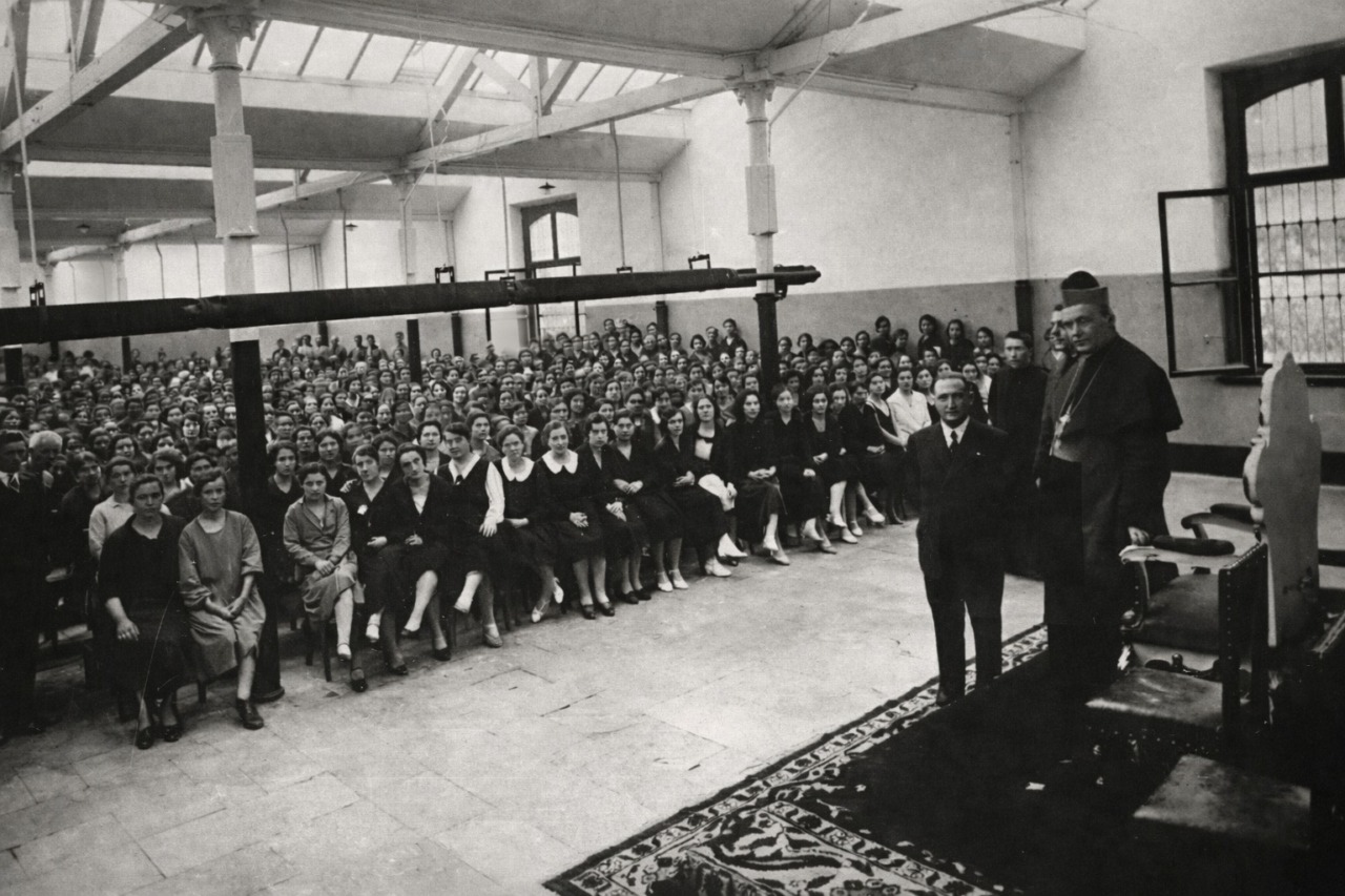 Il ritorno della tradizione delle “messe nelle fabbriche” di Prato