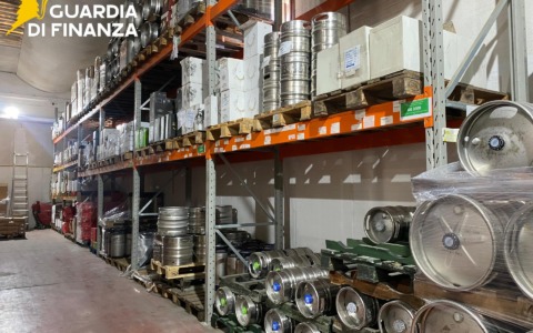 Maxifrode e bancarotta nell’Empolese, sequestrata azienda alimentare