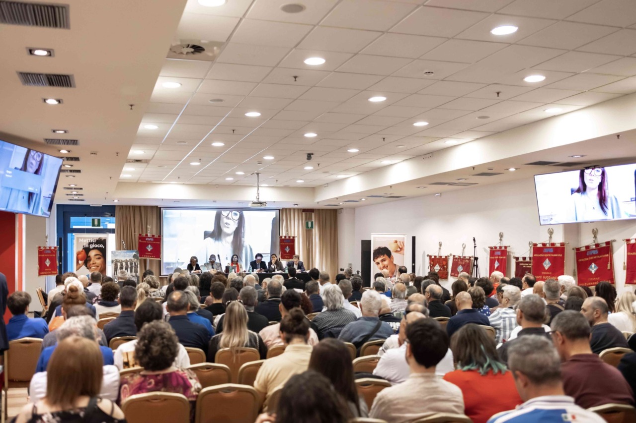 Sangue, la fotografia di Avis Toscana: oltre il 50% dei donatori ha più di 46 anni