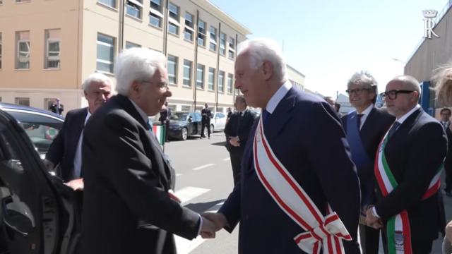 Primo Maggio, Mattarella a Pontedera visita lo stabilimento della Piaggio