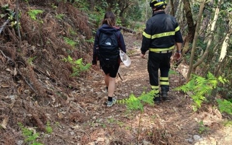 Vorno, ragazza smarrita nei boschi e poi ritrovata