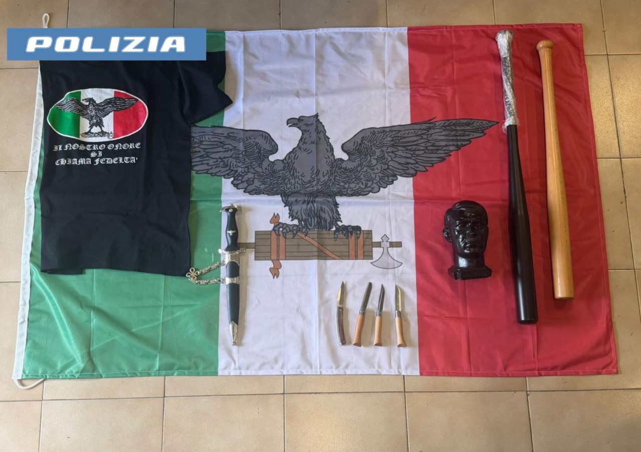 Neonazismo sul web, la rete dell’odio tocca anche Siena: perquisizioni della Digos