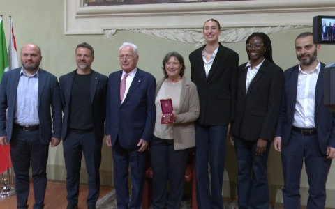 Gonfalone d’argento alla Savino del Bene Volley