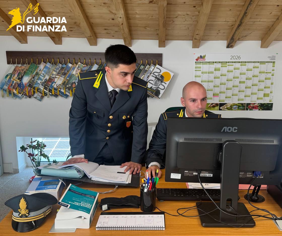 Bancarotta fraudolenta, 12 indagati e sequestro per 4,7 milioni di euro