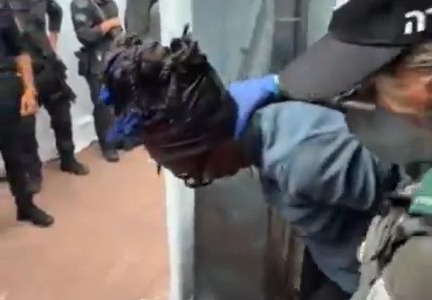Flotilla, anche Antonella Bundu ammanettata e presa per il collo