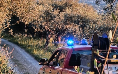 Monte Faeta, l’incendio in fase di bonifica