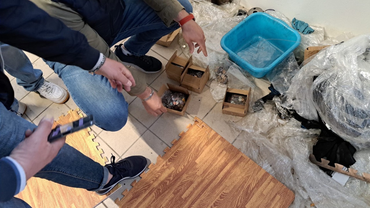 False monete da due euro, in Toscana scoperte due zecche clandestine