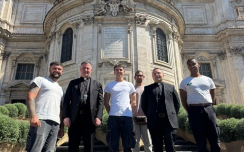 La Basilica di Santa Maria Maggiore a Roma torna a farsi giardino con il vivaismo pistoiese