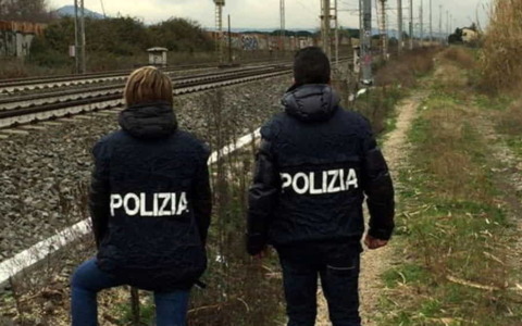 San Giuliano, ordigni al cantiere del Sant’Anna: la rivendicazione anarchica