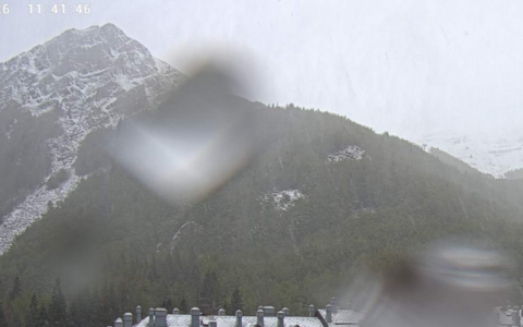Neve primaverile in alta quota, il Maggio pazzo della Toscana