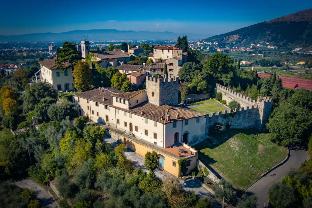 Una parte del Castello di Calenzano affidato alla gestione privata