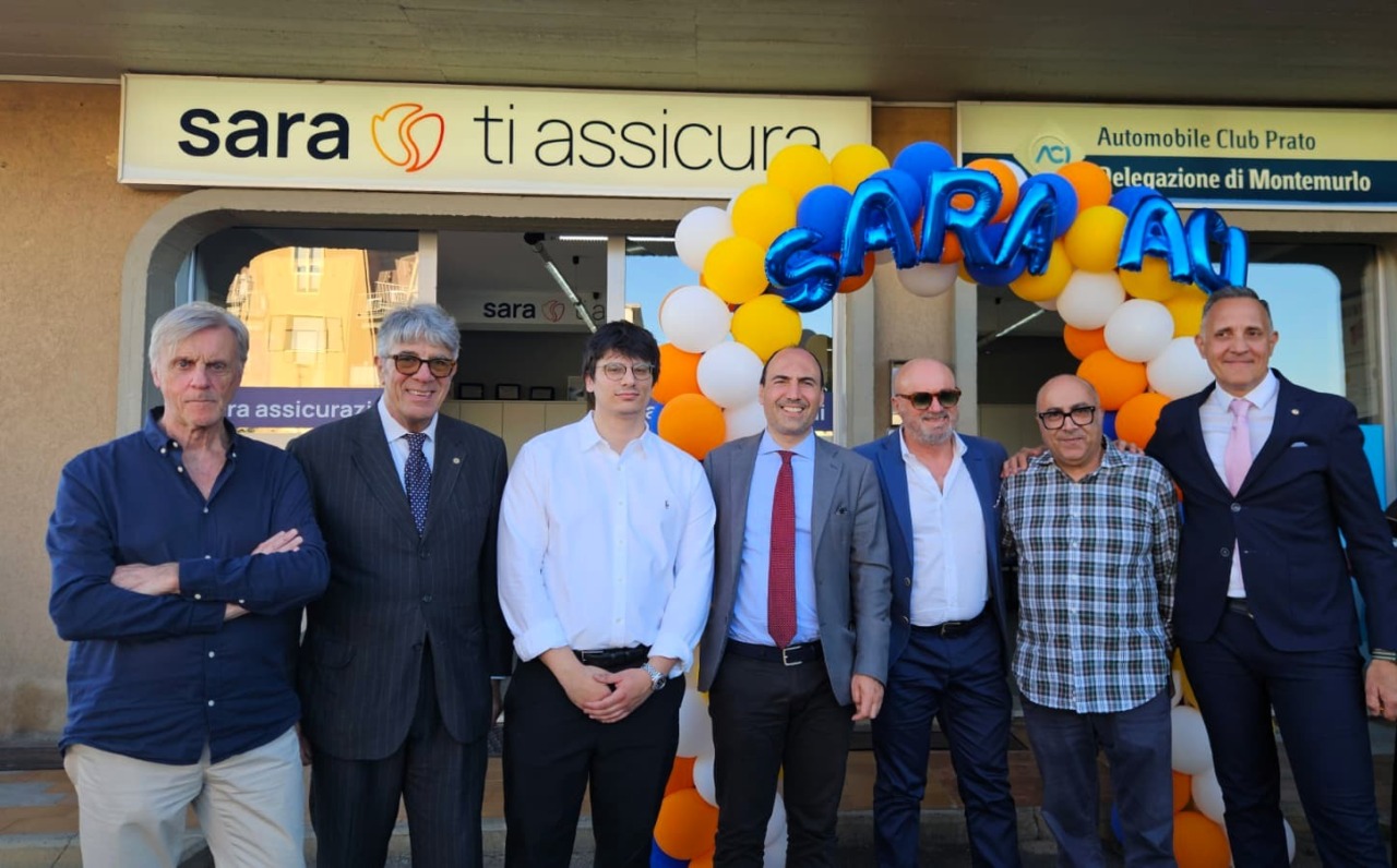 Taglio del nastro per la messa a nuovo della sede Aci di Montemurlo