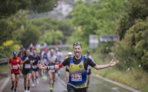 Maratona dell’Elba, 2 mila runner alla decima edizione