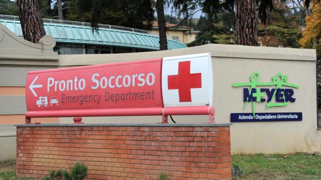 Firenze, morta al Meyer la bimba di 8 anni investita davanti a scuola