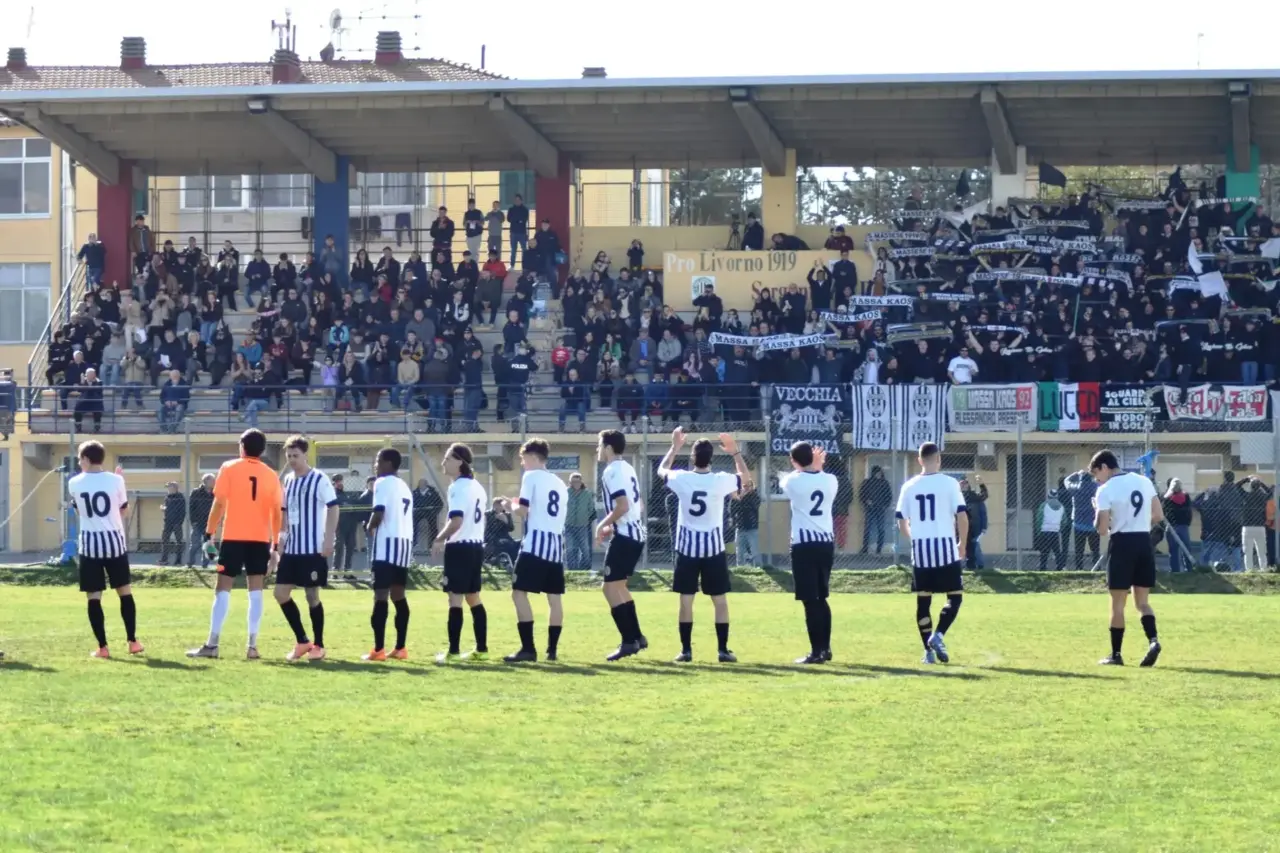 Dilettanti, retrocessa la Massese: tensione a fine gara
