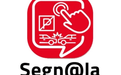 Una app dedicata a persone sorde per segnalazioni alla polizia locale