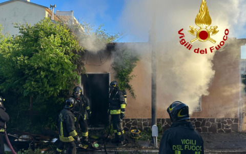 Incendio in un appartamento disabitato