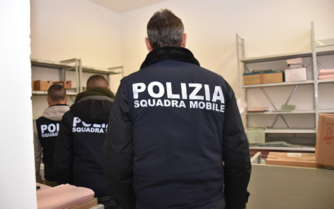 Hashish, cocaina e sigarette elettroniche alla marijuana, arrestato 38enne operatore sanitario