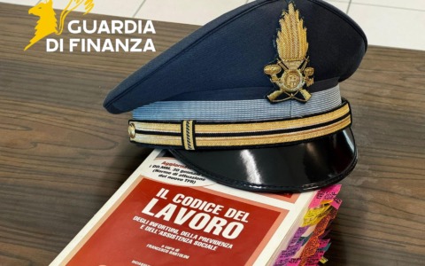 Salone di bellezza abusivo in Garfagnana, scatta la denuncia