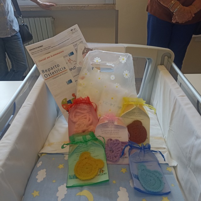 Oggetti benaugurali per i nuovi nati dell’Ospedale del Mugello