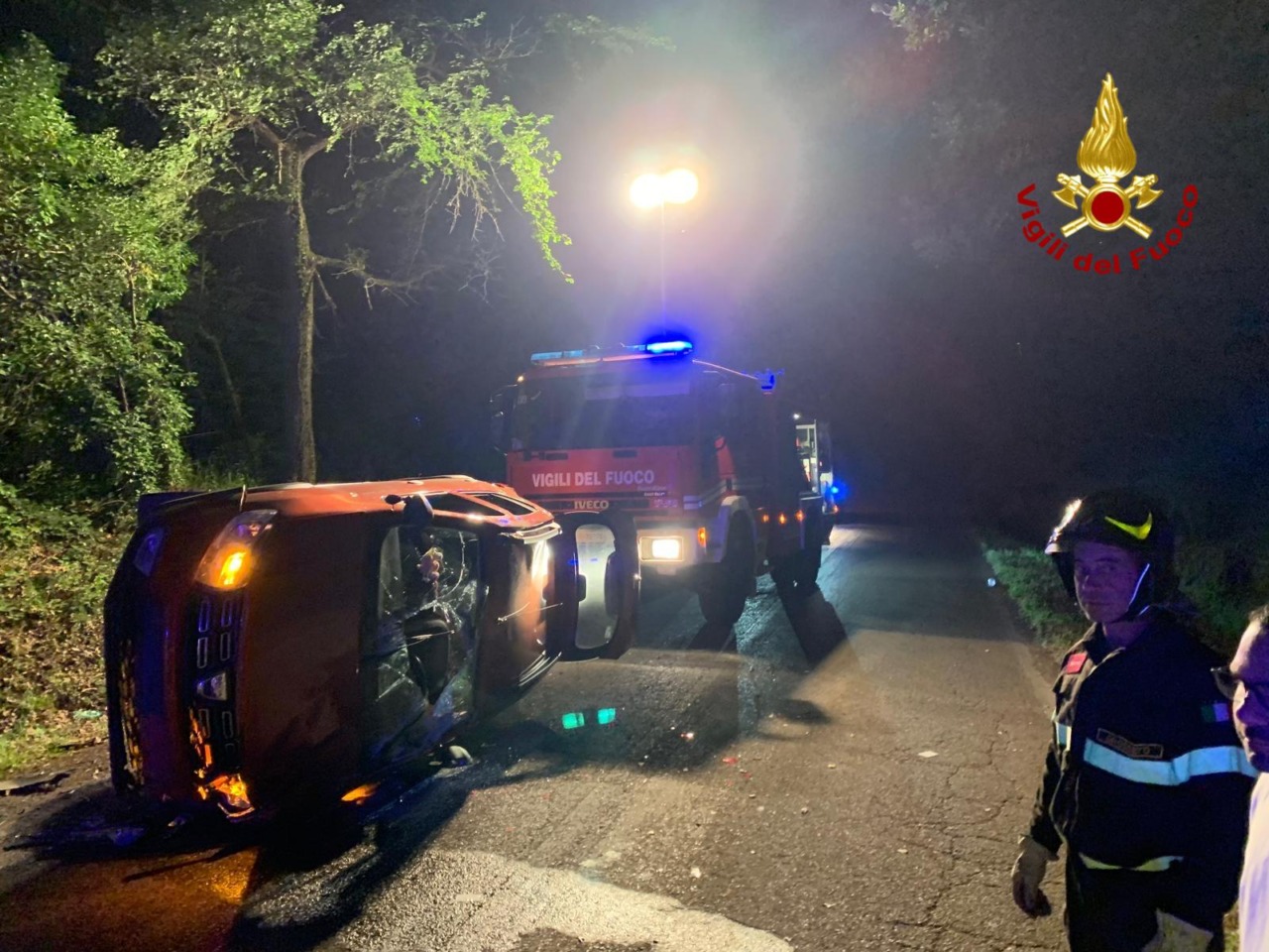 Auto si ribalta sulla Sp 32 tra Farnese e Manciano: a bordo madre e figlia di 10 anni