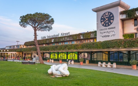 Riparato un avvallamento, riapre pista all’aeroporto di Pisa