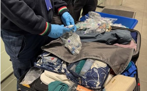 Quasi 1 milione euro non dichiarato da passeggeri