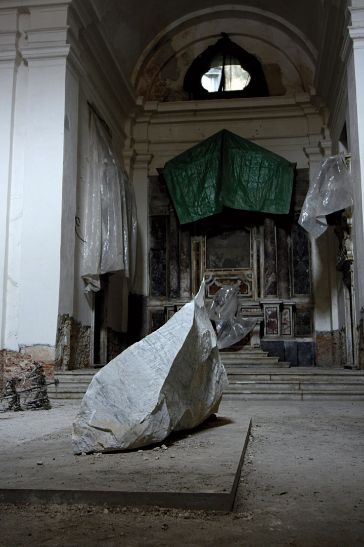 “Per ogni cavatore morto”, l’opera di Calò tra i vincitori del piano per l’arte contemporanea