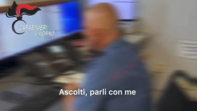 Chiama il 112 e annuncia il gesto estremo, salvato da un carabiniere di Cecina al telefono