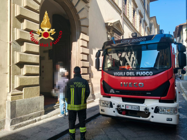 Incendio al Liceo Machiavelli di Firenze: danneggiati gli affreschi