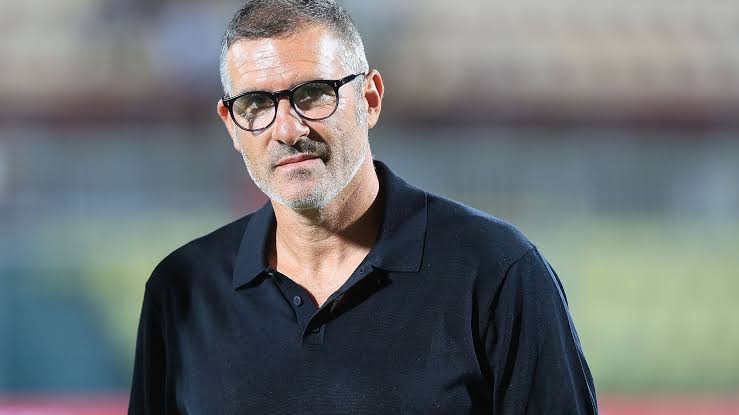 Livorno, Cristiano Lucarelli nuovo allenatore amaranto