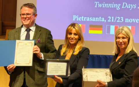 Pietrasanta (Lucca), unione con Grenzach Wilhen nel segno dei giovani