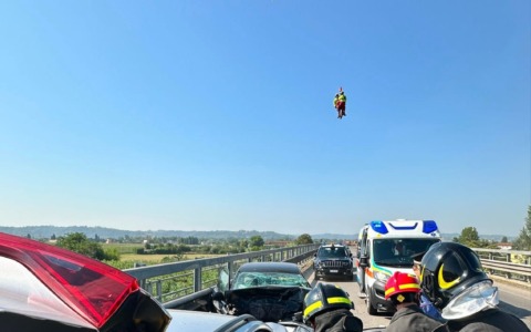 Arrestati i due giovani fuggitivi dopo l’inseguimento con feriti