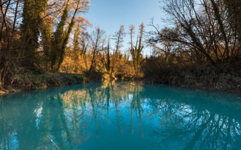 Stop alla balneazione e alla navigazione nel fiume Elsa