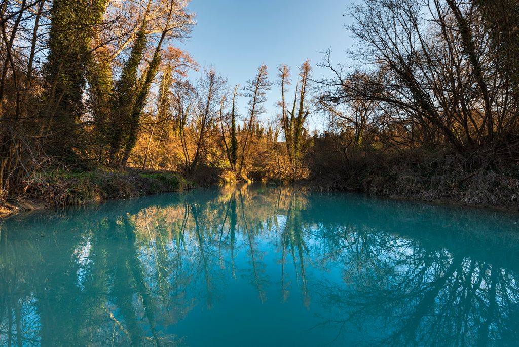 Stop alla balneazione e alla navigazione nel fiume Elsa