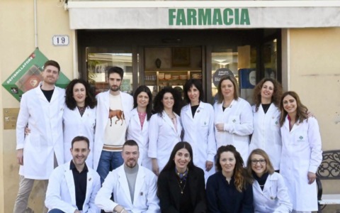 Consegna gratuita a casa dei farmaci per le persone anziane o “fragili”