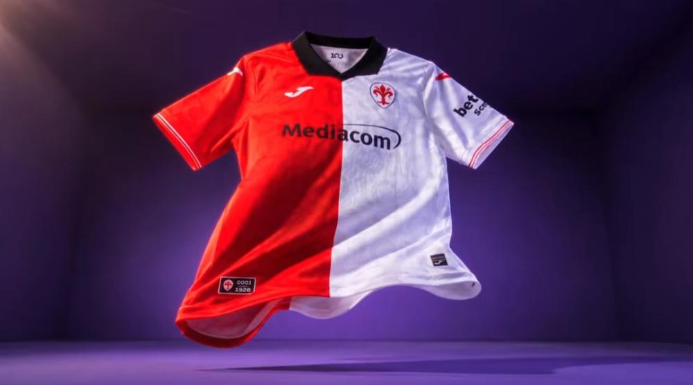 Fiorentina, ecco la maglia per il centenario. Con 1926 pezzi
