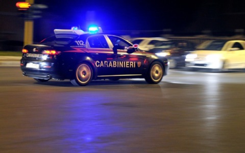 Non si fermano all’alt dei Carabinieri: inseguimento tra Toscana e Umbria