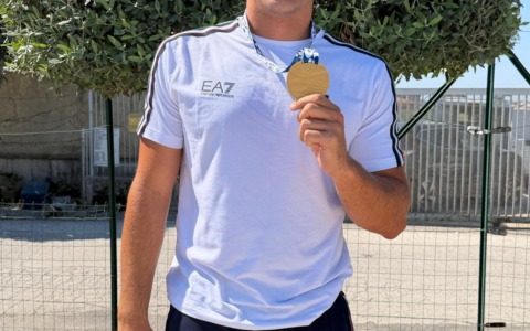 Pallanuoto, l’ex Rari Nantes Carnesecchi vince l’oro e ora giocherà con i più forti