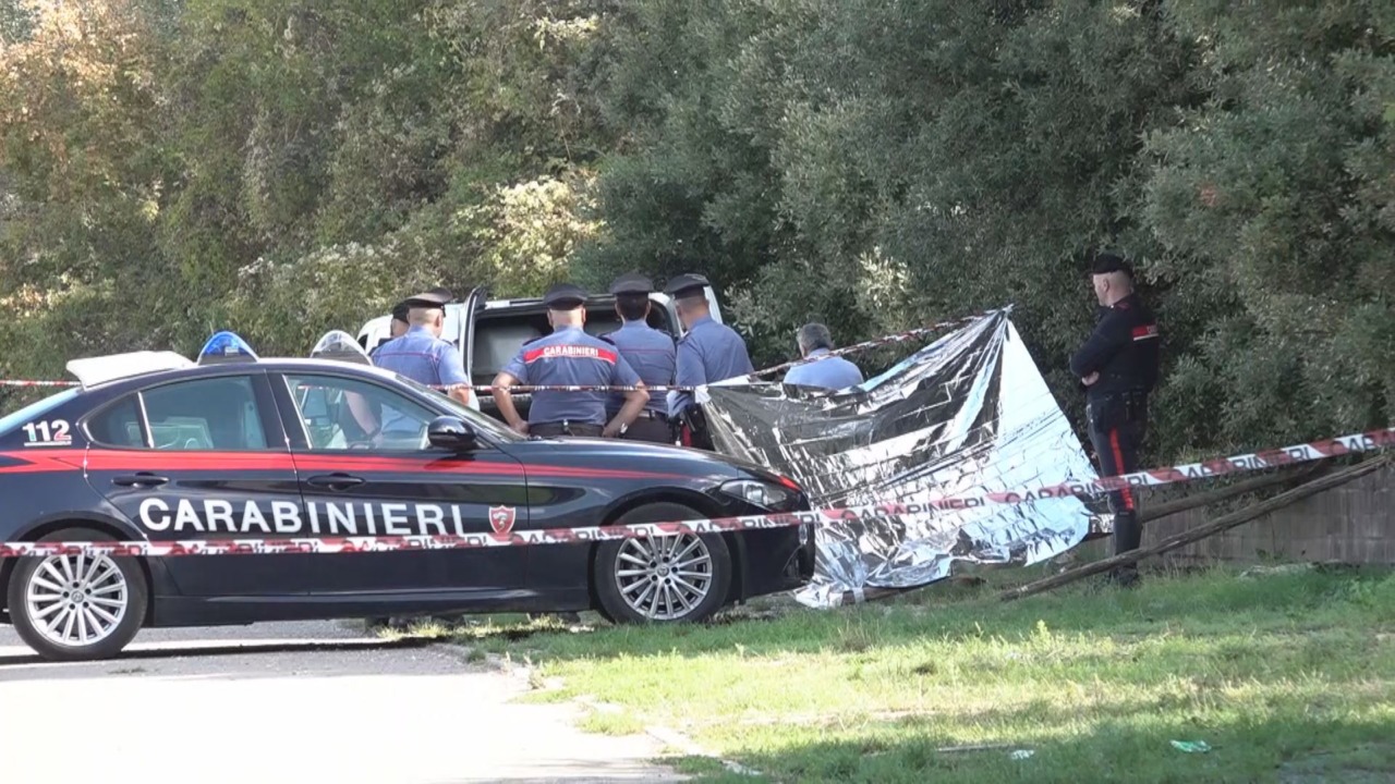 Arezzo, per la morte nel parco del Pionta sarà decisiva l’autopsia
