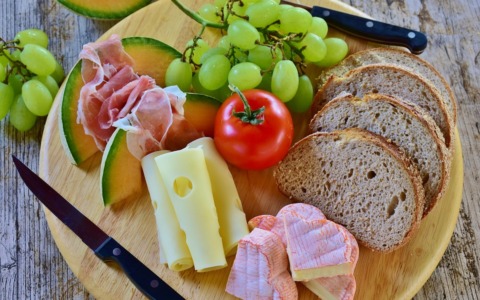 Colazione e merenda: le combinazioni giuste per affrontare la giornata con energia