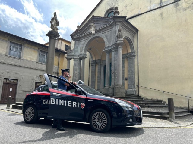 Truffa dell’anziana finisce in rapina: arrestati due finti carabinieri