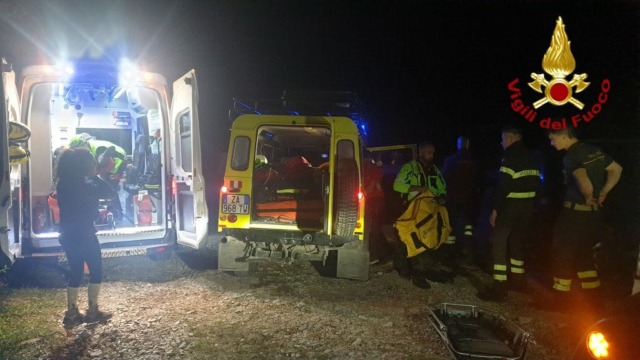 Soccorso nel bosco dopo un infortunio alla caviglia
