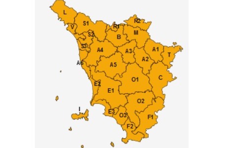 Maltempo, codice arancione in Toscana