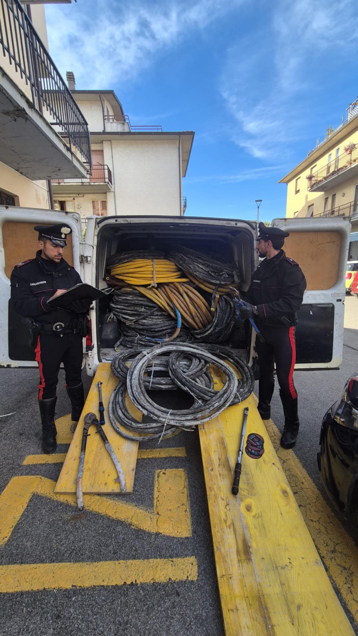 Furto di rame, cinque arresti