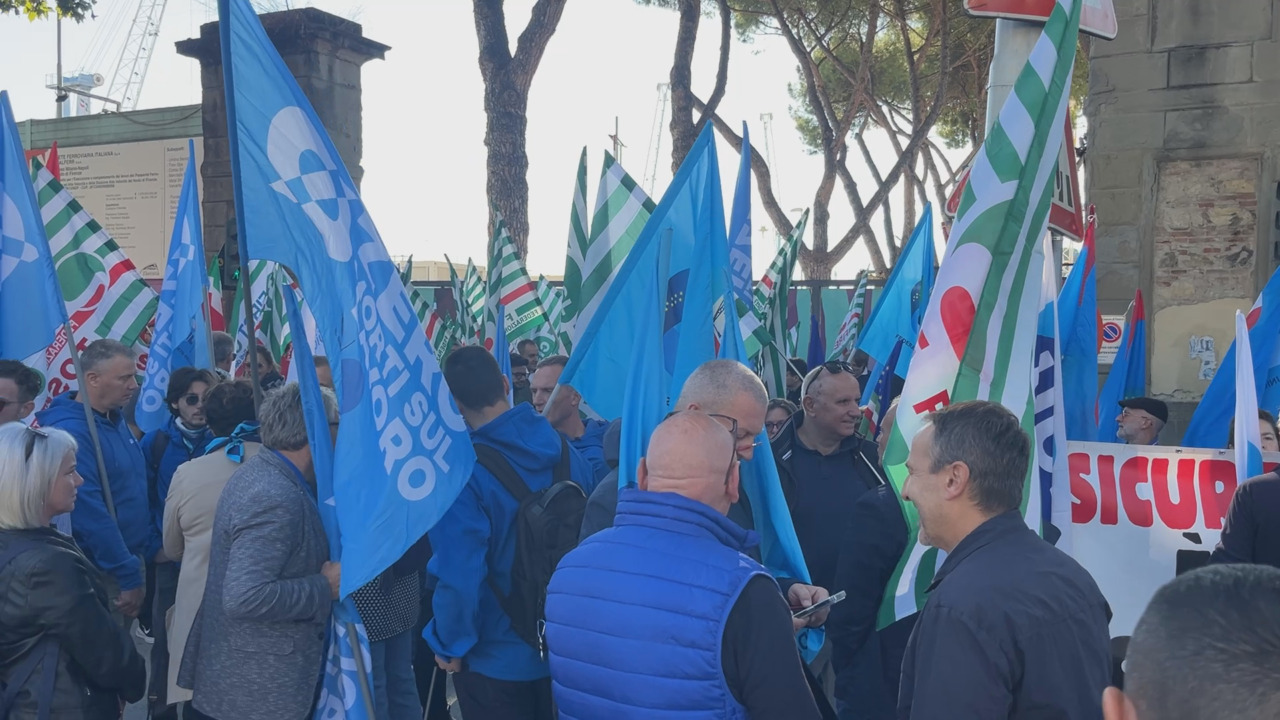 Operaio morto al cantiere Tav, sciopero e sit-in: “ennesimo operaicidio”