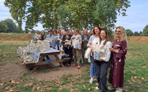 Lucca, per la Festa dei nonni un ulivo per ogni scuola